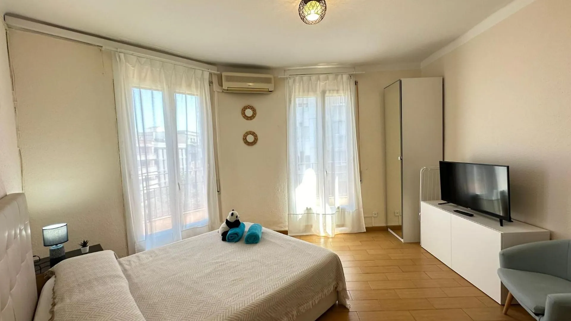Valencia Habitaciones Βαρκελώνη 0*,